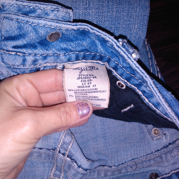 Jeans - Picture 3 of 3